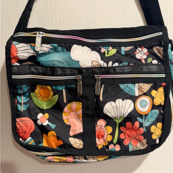 Lesportsac Black Crossbody Bag with Adjustable Strap - Picture 2 of 6